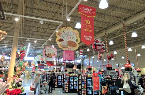 heb store hours christmas eve